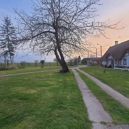 Chaumiere Du Chateau D'o Et Sa Mini Ferme ,gite 21couchages Holiday home