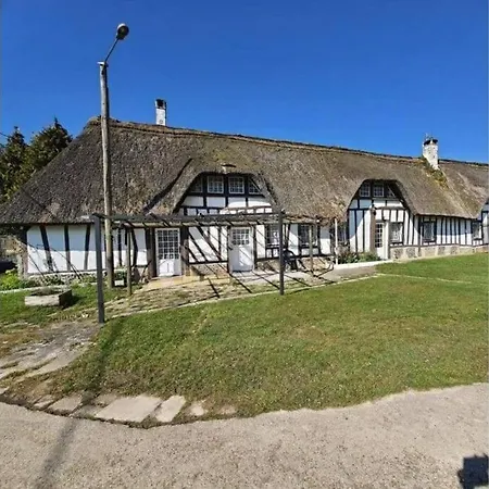 Chaumiere Du Chateau D'o Et Sa Mini Ferme ,gite 21couchages Goupil-Othon