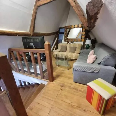 Holiday home Chaumiere Du Chateau D'o Et Sa Mini Ferme ,gite 21couchages