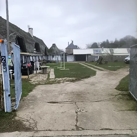 Chaumiere Du Chateau D'o Et Sa Mini Ferme ,gite 21couchages * Goupil-Othon