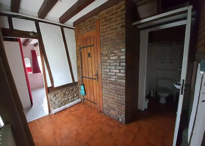 Holiday home Chaumiere Du Chateau D'o Et Sa Mini Ferme ,gite 21couchages