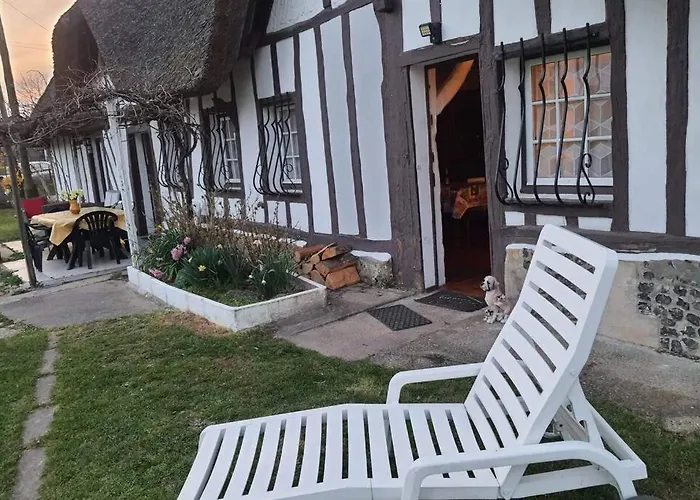 Chaumiere Du Chateau D'o Et Sa Mini Ferme ,gite 21couchages Goupil-Othon